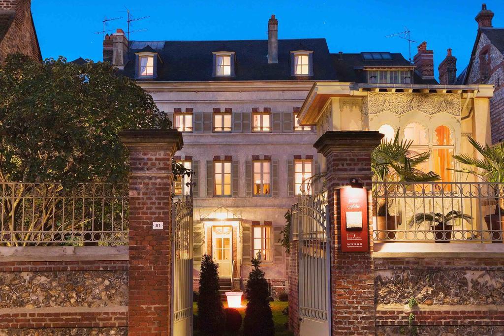 Bed and Breakfast La Petite Folie Honfleur Esterno foto