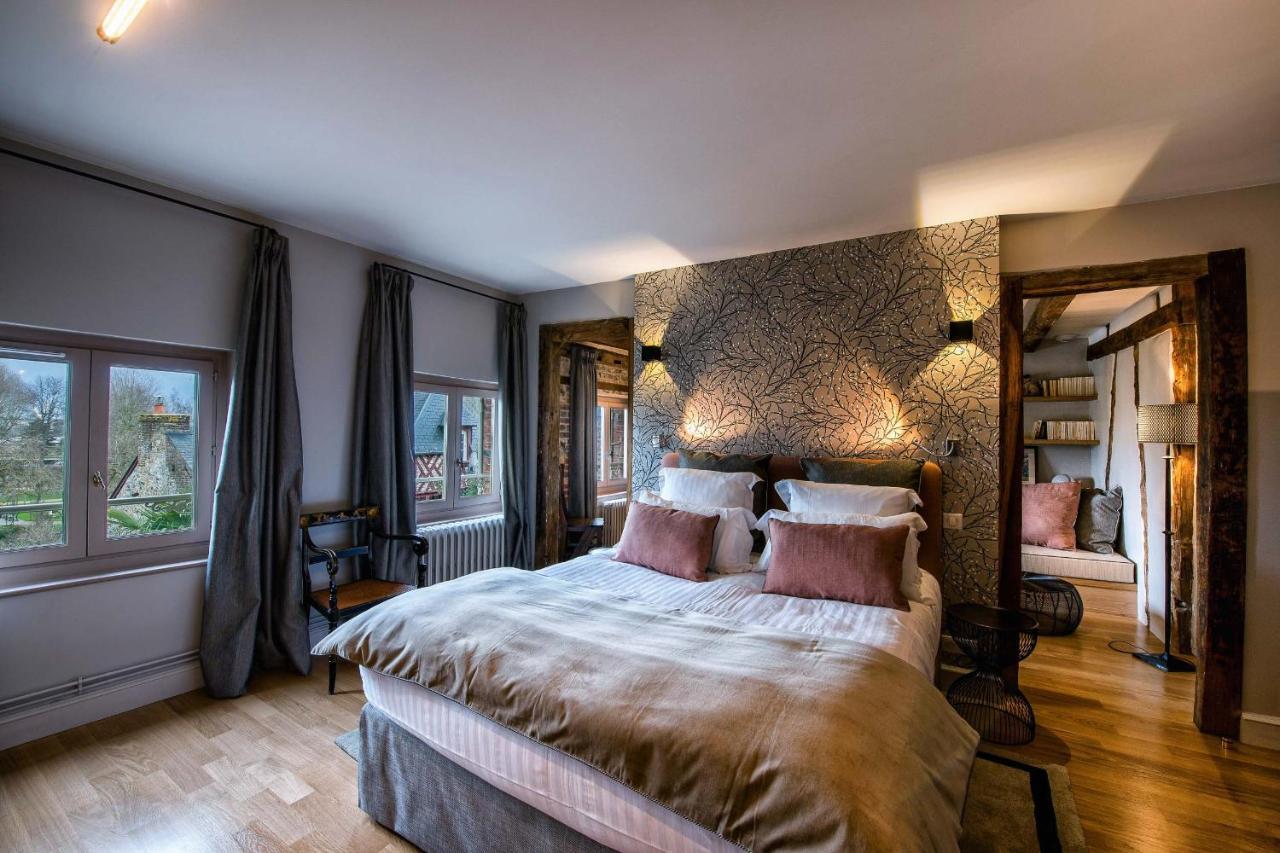 Bed and Breakfast La Petite Folie Honfleur Esterno foto