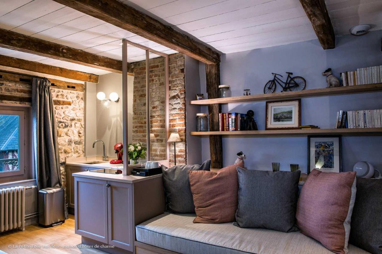 Bed and Breakfast La Petite Folie Honfleur Esterno foto