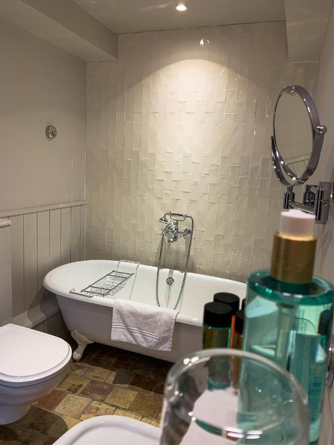 Bed and Breakfast La Petite Folie Honfleur Esterno foto